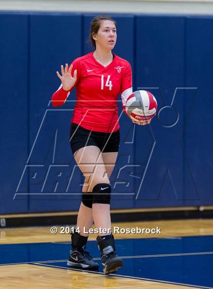 Thumbnail 2 in Fredericksburg vs. Crystal City (3A Bi-District) photogallery.