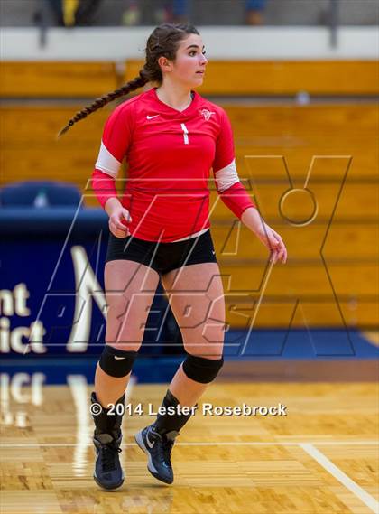 Thumbnail 3 in Fredericksburg vs. Crystal City (3A Bi-District) photogallery.