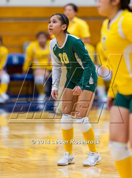 Thumbnail 1 in Fredericksburg vs. Crystal City (3A Bi-District) photogallery.