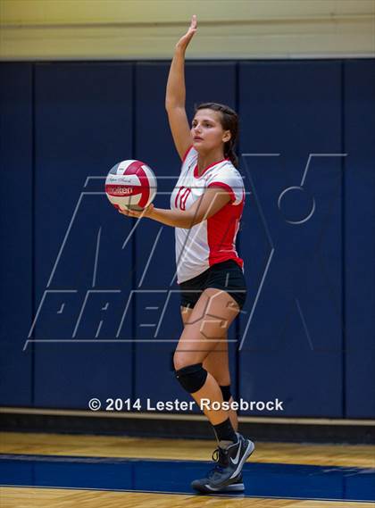 Thumbnail 2 in Fredericksburg vs. Crystal City (3A Bi-District) photogallery.
