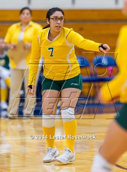 Thumbnail 2 in Fredericksburg vs. Crystal City (3A Bi-District) photogallery.