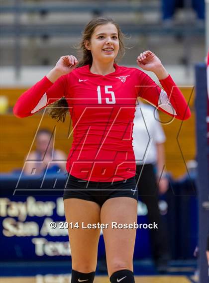 Thumbnail 3 in Fredericksburg vs. Crystal City (3A Bi-District) photogallery.