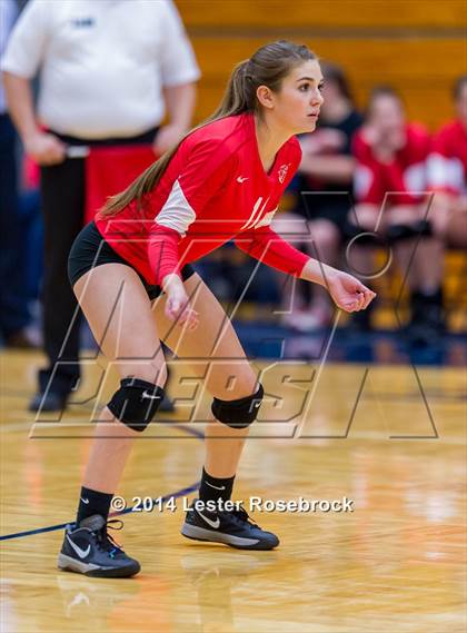 Thumbnail 2 in Fredericksburg vs. Crystal City (3A Bi-District) photogallery.