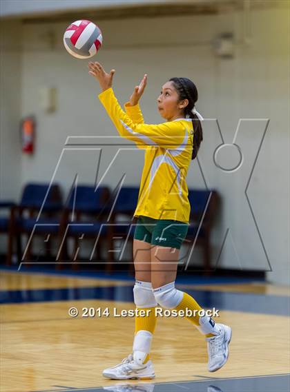 Thumbnail 3 in Fredericksburg vs. Crystal City (3A Bi-District) photogallery.