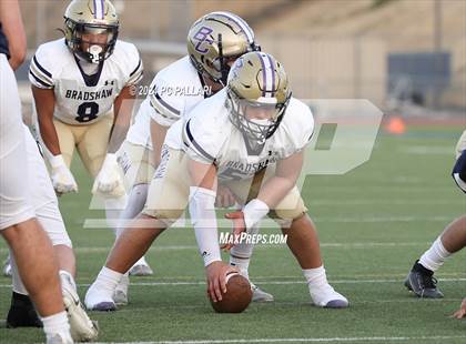 Thumbnail 2 in Bradshaw Christian @  Vista del Lago photogallery.