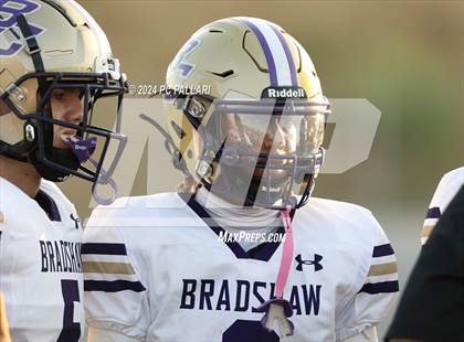 Thumbnail 3 in Bradshaw Christian @  Vista del Lago photogallery.