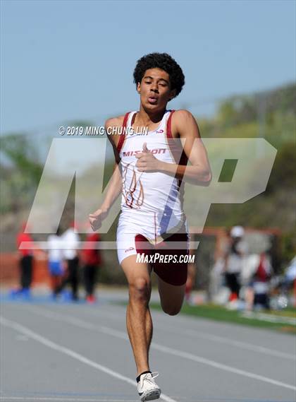 Thumbnail 2 in 29th Annual Trabuco Hills Invitational (100 Meter Dash) photogallery.