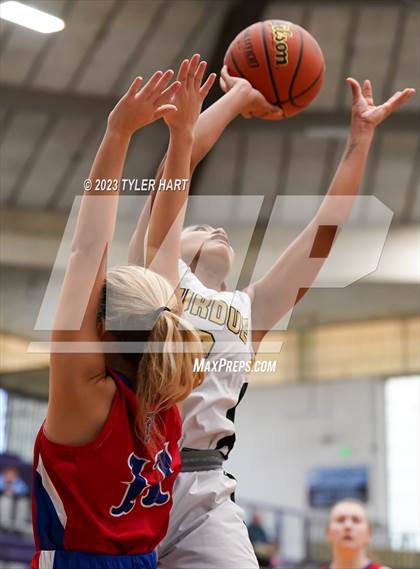 Thumbnail 1 in Indian Creek vs. Purdue Polytechnic (IHSAA 3A Regional Championship) photogallery.