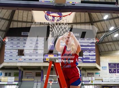 Thumbnail 1 in Indian Creek vs. Purdue Polytechnic (IHSAA 3A Regional Championship) photogallery.
