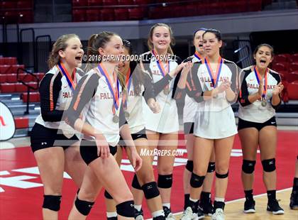 Thumbnail 1 in Falls Lake Academy vs. Polk County (NCHSAA 1A Final) photogallery.