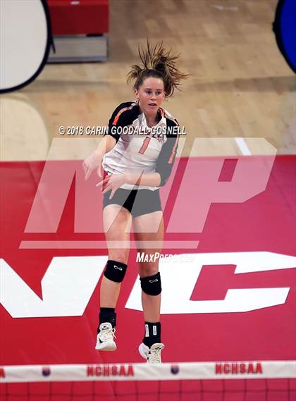 Thumbnail 2 in Falls Lake Academy vs. Polk County (NCHSAA 1A Final) photogallery.