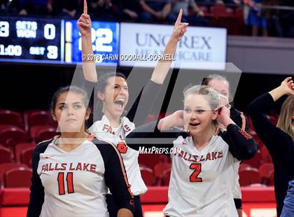 Thumbnail 3 in Falls Lake Academy vs. Polk County (NCHSAA 1A Final) photogallery.