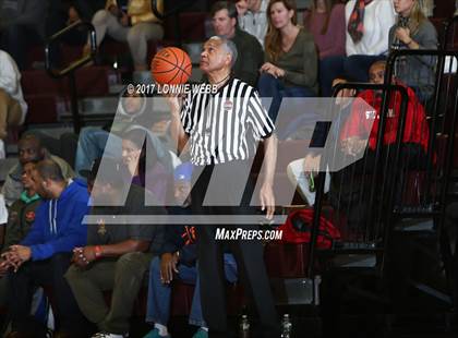 Thumbnail 2 in Woodlands vs Fox Lane (Dapper McDonald Classic) photogallery.