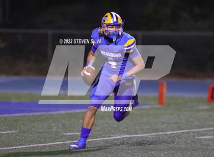 Thumbnail 2 in San Marcos @ Mira Mesa photogallery.