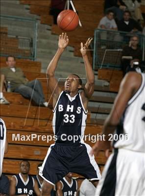 Thumbnail 1 in Bakersfield vs. Loyola (Torrey Pines Holiday Prep Classic) photogallery.