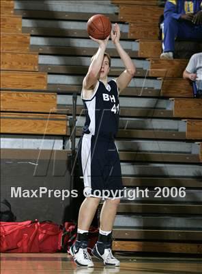 Thumbnail 1 in Bakersfield vs. Loyola (Torrey Pines Holiday Prep Classic) photogallery.