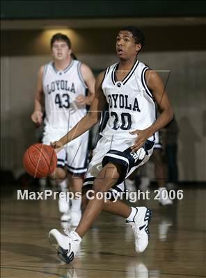 Thumbnail 1 in Bakersfield vs. Loyola (Torrey Pines Holiday Prep Classic) photogallery.