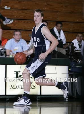 Thumbnail 2 in Bakersfield vs. Loyola (Torrey Pines Holiday Prep Classic) photogallery.