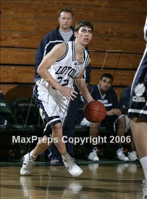 Thumbnail 2 in Bakersfield vs. Loyola (Torrey Pines Holiday Prep Classic) photogallery.