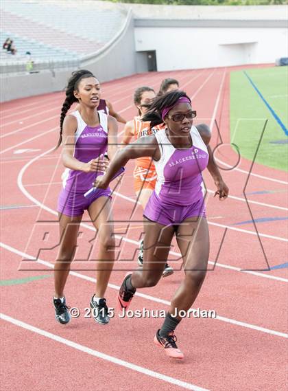 Thumbnail 2 in UIL 5A District Meet (Girls Events) photogallery.