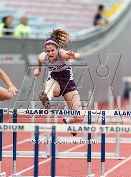Thumbnail 3 in UIL 5A District Meet (Girls Events) photogallery.
