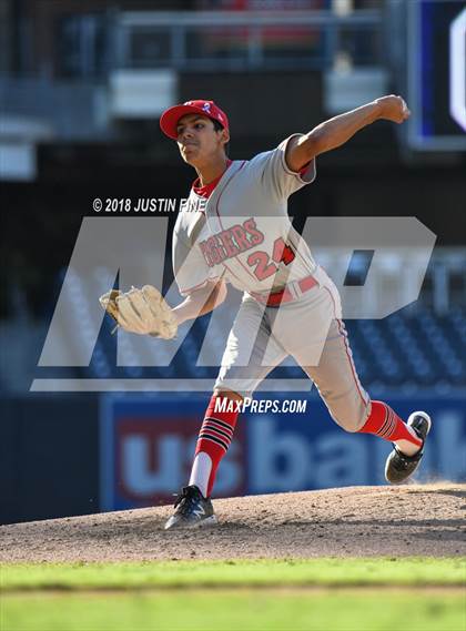 Thumbnail 2 in CIF SDS All Star Game photogallery.