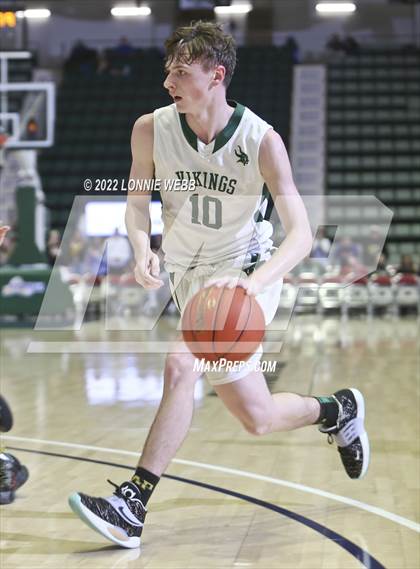 Thumbnail 2 in Prattsburgh-Avoca Central vs Heuvelton Central (NYSPHSAA Class D Final) photogallery.