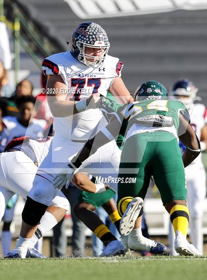 Thumbnail 2 in Ryan vs. Longview (UIL 5A Division 1 Regional Semifinal) photogallery.