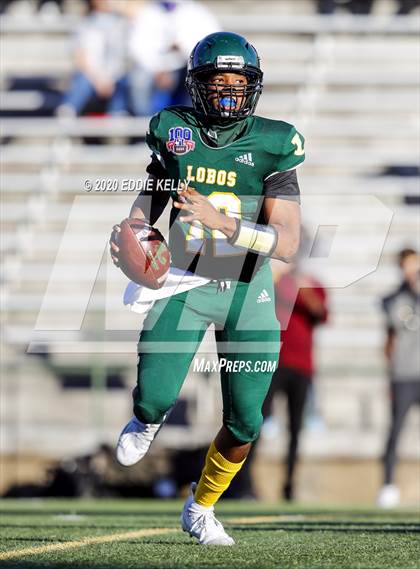Thumbnail 2 in Ryan vs. Longview (UIL 5A Division 1 Regional Semifinal) photogallery.