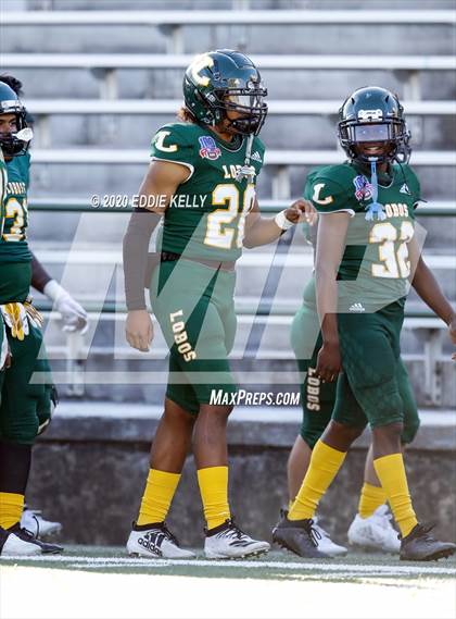Thumbnail 3 in Ryan vs. Longview (UIL 5A Division 1 Regional Semifinal) photogallery.