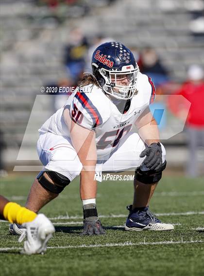 Thumbnail 2 in Ryan vs. Longview (UIL 5A Division 1 Regional Semifinal) photogallery.