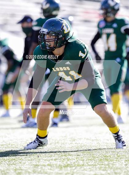 Thumbnail 2 in Ryan vs. Longview (UIL 5A Division 1 Regional Semifinal) photogallery.