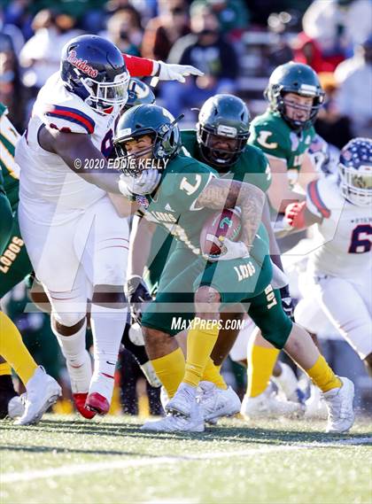 Thumbnail 3 in Ryan vs. Longview (UIL 5A Division 1 Regional Semifinal) photogallery.