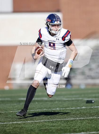 Thumbnail 1 in Ryan vs. Longview (UIL 5A Division 1 Regional Semifinal) photogallery.