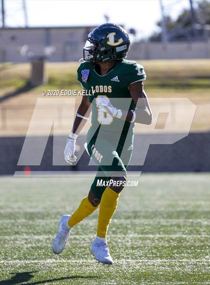 Thumbnail 2 in Ryan vs. Longview (UIL 5A Division 1 Regional Semifinal) photogallery.
