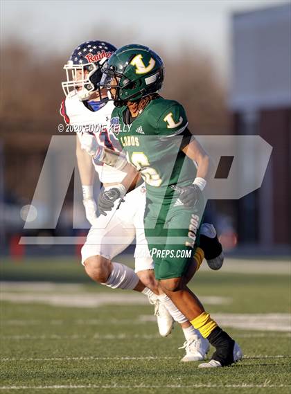 Thumbnail 1 in Ryan vs. Longview (UIL 5A Division 1 Regional Semifinal) photogallery.
