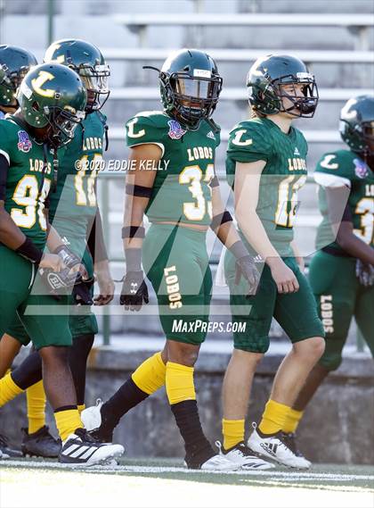 Thumbnail 2 in Ryan vs. Longview (UIL 5A Division 1 Regional Semifinal) photogallery.