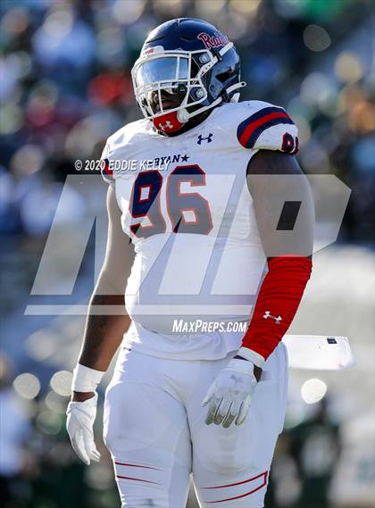 Thumbnail 2 in Ryan vs. Longview (UIL 5A Division 1 Regional Semifinal) photogallery.