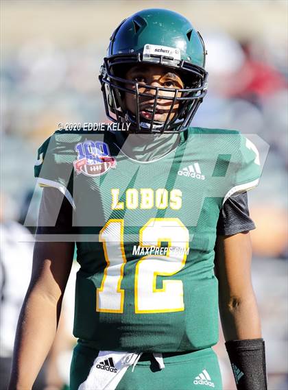 Thumbnail 1 in Ryan vs. Longview (UIL 5A Division 1 Regional Semifinal) photogallery.