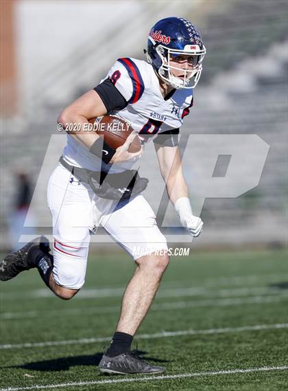 Thumbnail 3 in Ryan vs. Longview (UIL 5A Division 1 Regional Semifinal) photogallery.
