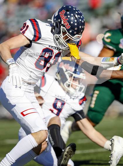 Thumbnail 1 in Ryan vs. Longview (UIL 5A Division 1 Regional Semifinal) photogallery.