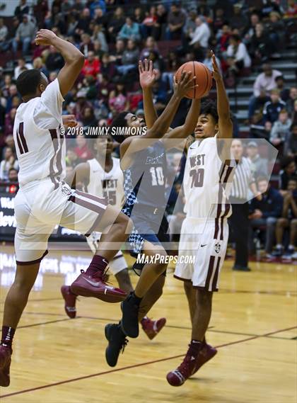 Thumbnail 2 in Belleville East @ Belleville West photogallery.