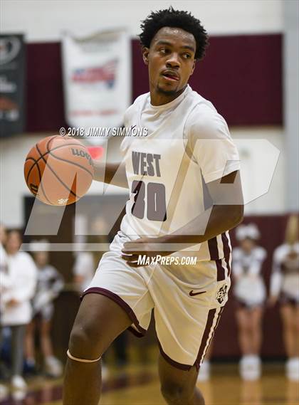 Thumbnail 2 in Belleville East @ Belleville West photogallery.