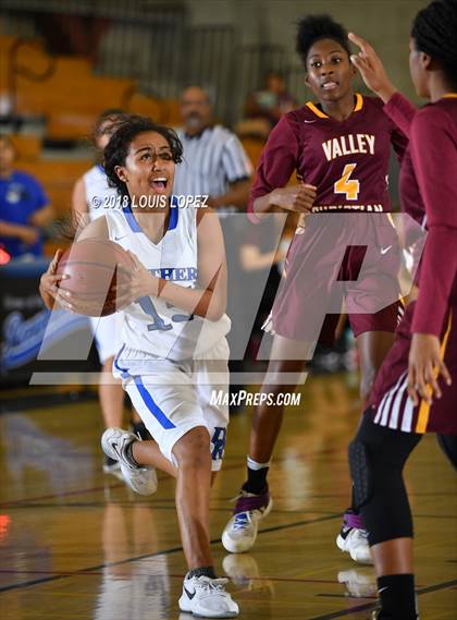 Thumbnail 3 in Valley Christian @ Diamond Ranch photogallery.