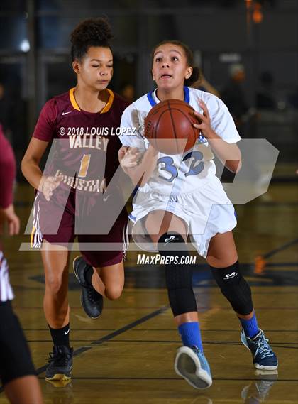 Thumbnail 3 in Valley Christian @ Diamond Ranch photogallery.