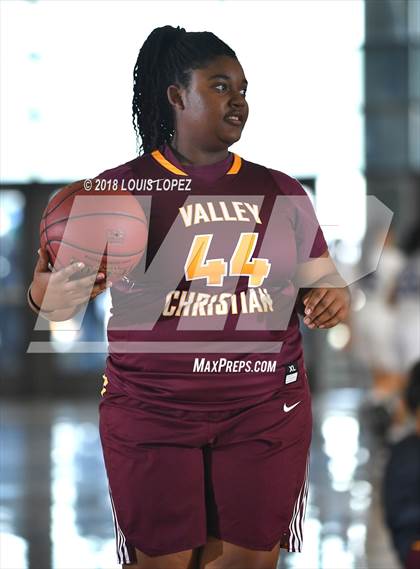 Thumbnail 2 in Valley Christian @ Diamond Ranch photogallery.