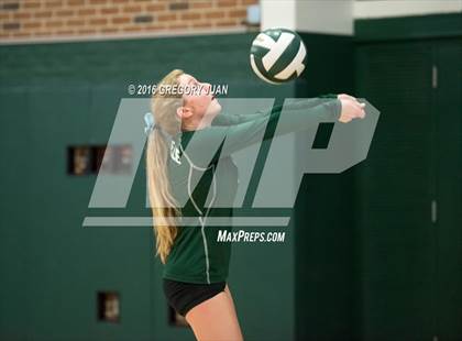 Thumbnail 2 in Hahnville @ Archbishop Chapelle (LHSAA Division I 2nd Round) photogallery.