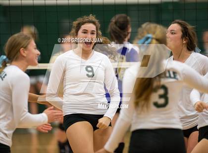 Thumbnail 3 in Hahnville @ Archbishop Chapelle (LHSAA Division I 2nd Round) photogallery.