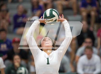 Thumbnail 3 in Hahnville @ Archbishop Chapelle (LHSAA Division I 2nd Round) photogallery.