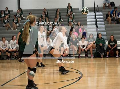 Thumbnail 1 in Hahnville @ Archbishop Chapelle (LHSAA Division I 2nd Round) photogallery.